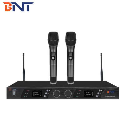 Un - pour - microphone sans fil de système de conférence de la fréquence ultra-haute deux avec l'excellente qualité de son
