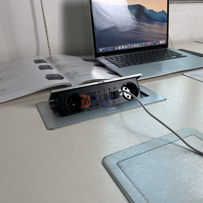 Télécommande intégrée avec prise électrique UE Télécommande intégrée IP44 2 prises AC RJ45 Réseau et prise HDMI
