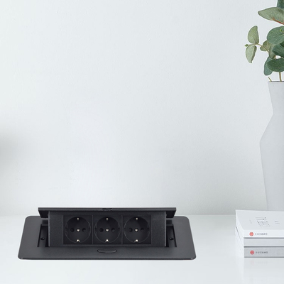 OEM/ODM EU Power Strip Extension Socket Tower 16A 3 Outlets IP44 pour le Royaume-Uni États-Unis CN pour l'électronique