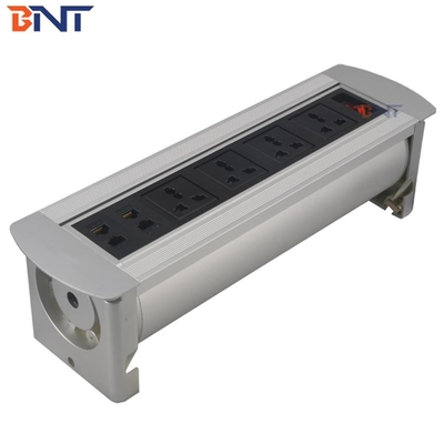 4 interfaces réseau utilisées dans les bureaux, prise manuelle MK1144