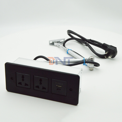 Tape d'alimentation en retrait USB C à recharge rapide Monture à la chasse à l'eau Table de bureau Meubles tiroir Socket Table de conférence Sortie cachée