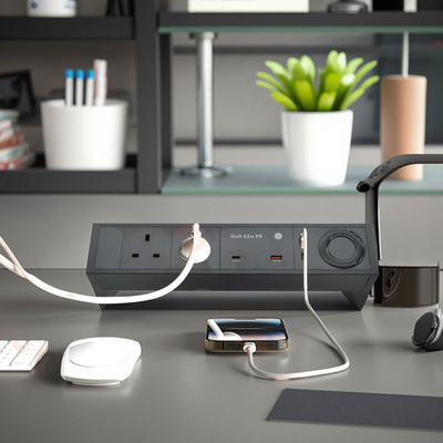 Multifonctionnelle 2 prises de courant alternatif double USB A + C Royaume-Uni 65W PD Charge rapide Appareil de bureau Serrage prise de courant