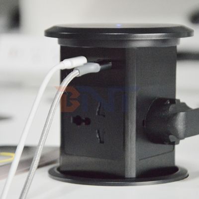 Nouvelle prise électrique pneumatique US UK Universal Four Surface Mount Socket Desktop Top avec prise électrique de charge sans fil 15W