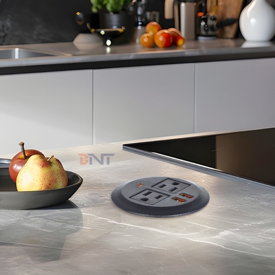 Ensemble canapé rond avec prise de courant électrique intégrée, comprenant 2 prises de courant standard US et 2 ports de charge USB-A 65W
