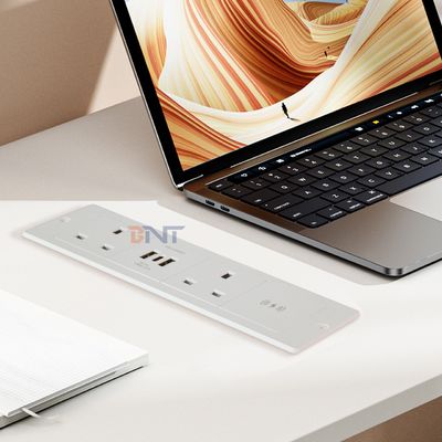 Sockets électriques multifonctionnels de bureau avec prise électrique 2AC et prise de charge USB A + C